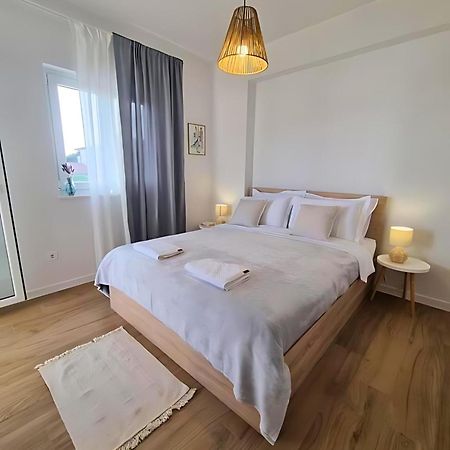 Lux Apartments Водице Екстериор снимка
