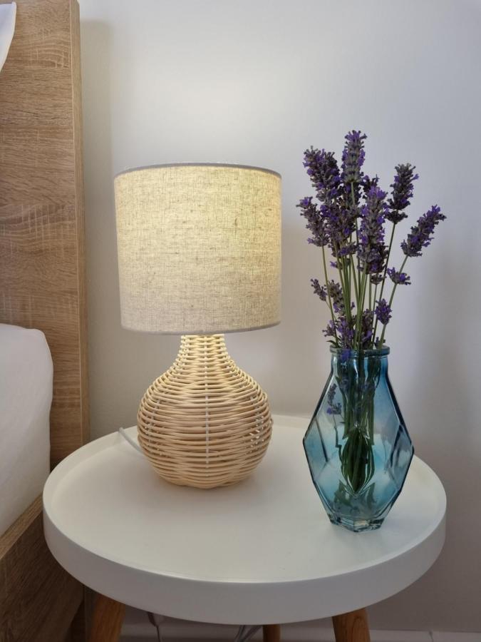 Lux Apartments Водице Екстериор снимка