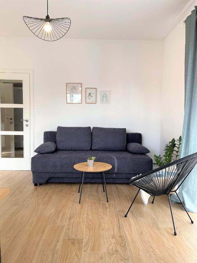 Lux Apartments Водице Екстериор снимка
