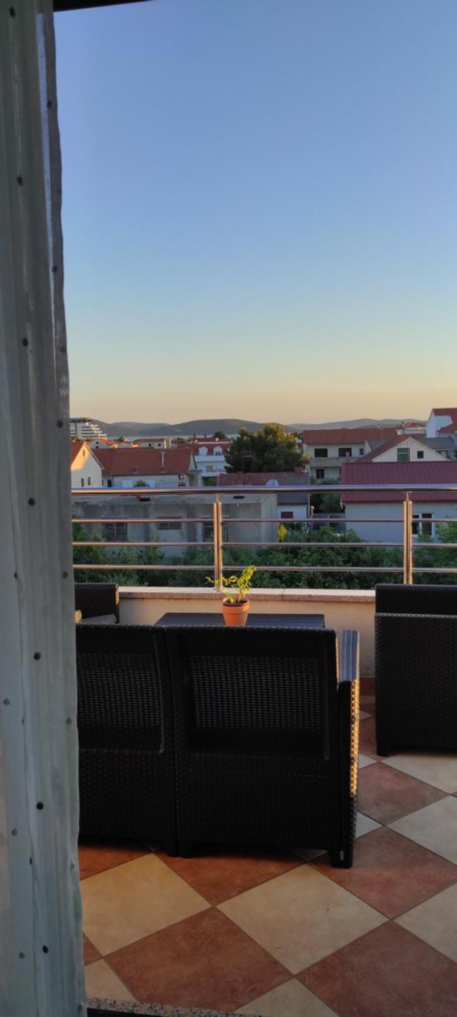 Lux Apartments Водице Екстериор снимка